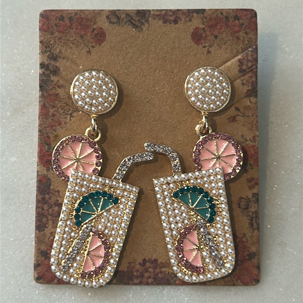 Vacation Vibes Earrings New
